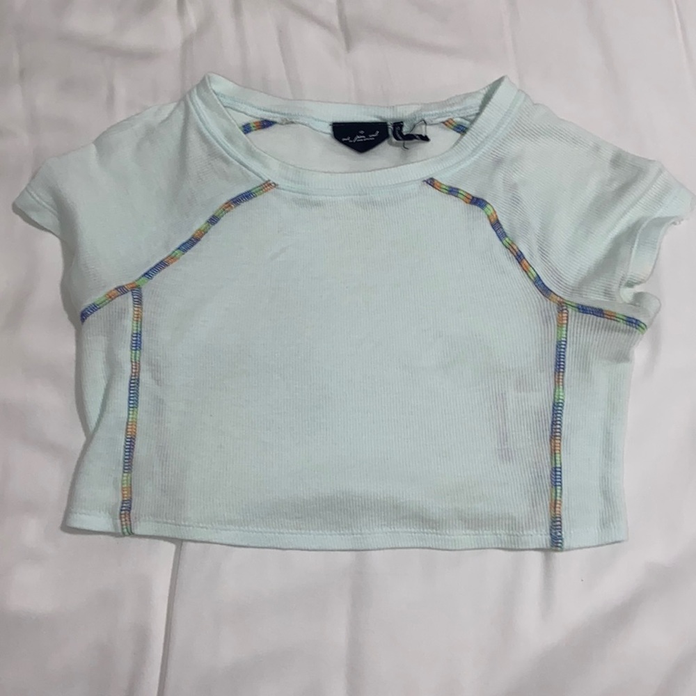 Urban outfitters, size xs cropped baby tee